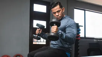 How To Get A Full-Body Workout In A Small Hostel Space In 20 Minutes