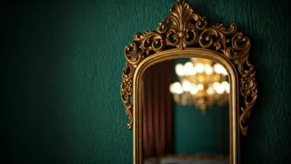 Timeless Elegance: Unveiling the Charm of Vintage Mirrors for Sophisticated Spaces