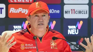 IPL 2026: RCB Head Coach Andy Flower in Trouble, Gets Sanctioned after Heated Argument