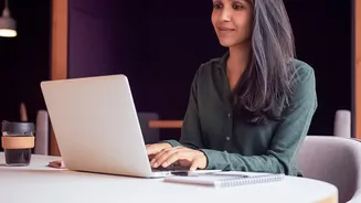 Where Young Indians Are Finding Work As Fresher Hiring Rises