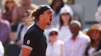 Zverev supera batalha dramática, se vinga de Bublik e avança em Xangai