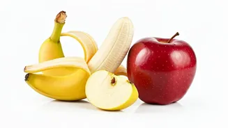 Banana vs. Apple: Which Reigns Supreme?