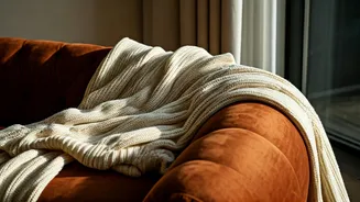 Chic Loungewear: Comfort Meets Style