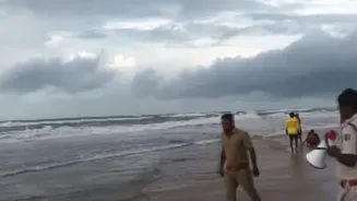 Breaking News Live Updates: Cyclone Montha hits Andhra coast, one dead, schools shut amid heavy rain