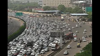 Delhi’s New Vehicle Curbs From November 1: Which Cars Are Allowed, Who Is Exempt? All FAQs Answered