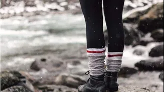 Here's how to style ribbed tights