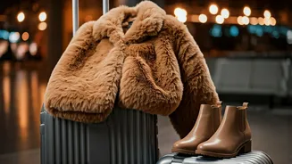 Jennifer Lawrence's Chic Winter Travel Outfits: Style Inspiration & Budget Finds