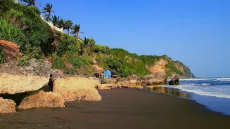 Why Young Freelancers Pick Varkala For Low Cost Beachside Living And Productivity Needs