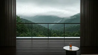 Rainy Breaks Make Fewer Crowds Look Luxe