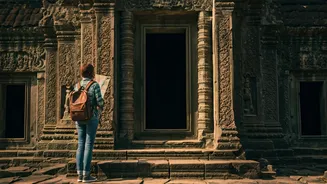 Youth Flocks To Historic Central Indian Towns For Heritage Walks