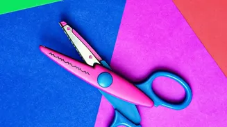 Repeat the Shape, Then Change Colour, Texture or Layering