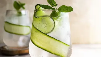 Hydrate Smarter Every Day Infuse Plain Water With Cucumber Mint Lemon For Detox