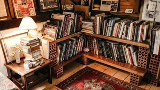 How to create the perfect cozy reading nook at home