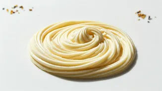 Unlock Radiant Skin: Master the Art of Using Sugar Scrubs for Instant Softness!