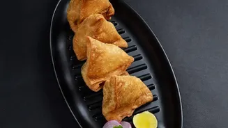 How To Enjoy Crunchy Air Fried Momos Samosas And Chips With Less Oil