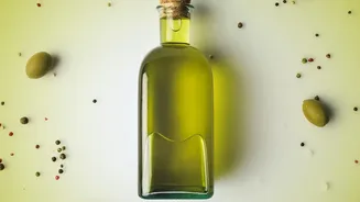 Cold-Pressed vs Refined Oils: Understanding Processing Chemicals And Natural Nutritional Integrity In Food