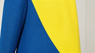 Mastering Color-Blocking: A Bold Style Guide for Striking Looks