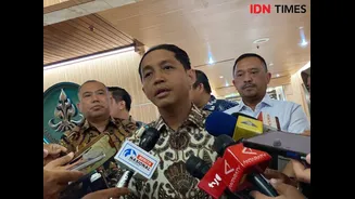 KPK Harus Usut Amplop Isi Uang yang Diterima Raja Juli