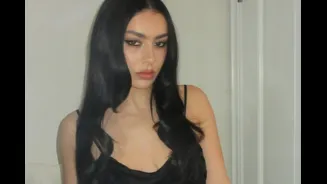 Charli XCX relata estar “no pior momento mental” ao se afastar das redes