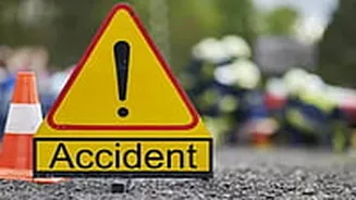 Uttar Pradesh: Four Family Members Die After Bike Crashes Into Gravel Truck In Dense Fog On Bahraich-Lucknow Highway
