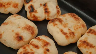 Pão de frigideira com 3 ingredientes: a receita rápida que vai salvar seu café da manhã
