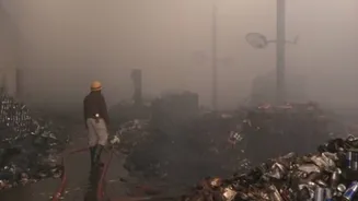 Anandapur Fire Incident:  ১২ ঘণ্টা পার, মোমোর জতুগৃহের ভিতরে নিখোঁজের সংখ্যা বেড়ে ১৬! বাড়ছে উৎকন্ঠা