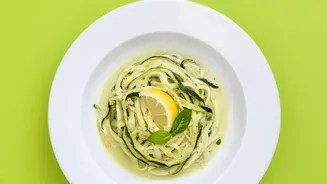 Zucchini: A hydrating, low-calorie superfood