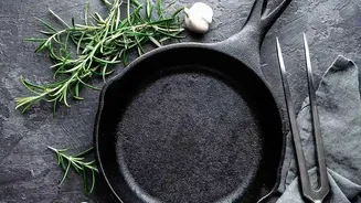 Why Finishing Steaks With Garlic Herbs And Butter Basting Delivers Pure Restaurant Luxury