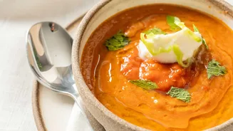 Creme de abóbora com gengibre é a receita perfeita para aquecer os dias frios