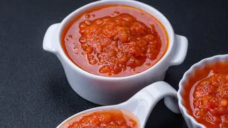 Simmering Matters More Than Adding Lots Of Sugar To Tomato Sauce
