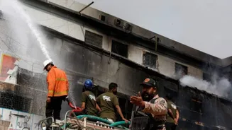 Karachi Gul Plaza fire: Death toll rises to 10, around 60 still missing