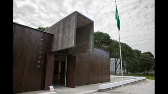 Greve, renúncia e protestos: entenda todas as polêmicas da 61ª Bienal de Veneza