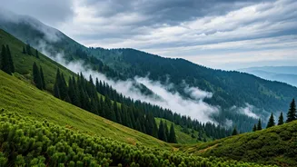 North India's Cloudy Peaks Are Travel Goals