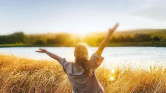 How Spending Ten Minutes Outdoors In Early Light Resets Your Internal Body Clock