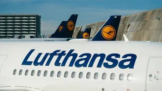 Lufthansa Bengaluru-Frankfurt Boeing 747 diverts to Mumbai after strange smell
