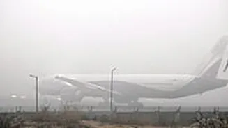 Delhi: Airport Authority Of India Warns Of Possible Flight Delays, Changes Due To Dense Fog & Worsening Air Pollution