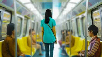 Metro And Walking Can Be More Useful Than Cars In Busy Puja Districts