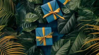 How To Personalise Festive Gift Wrapping For Friends, Parents And Colleagues