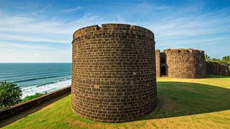 Bekal Fort: Kerala's Coastal Sentinel of History and Natural Splendor