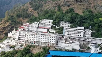 Seasonal Weather Guide for Vaishno Devi Pilgrimage