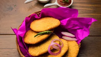 Five Rainy-Day Snacks From Across India That Use Minimal Oil