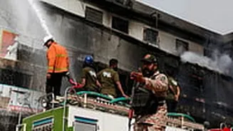 Pakistan: Death Toll In Karachi's Gul Plaza Fire Rises To 71; 11 Still Missing