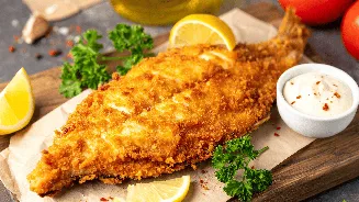 Saiba como fazer peixe empanado crocante usando técnicas simples de cozinha