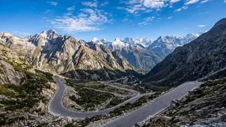 Smart Packing Hacks: Prepare For Coastal Humidity And Cold Mountain Passes Lightly