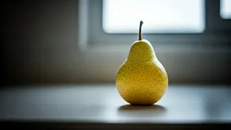 Nutritionists Highlight How Pears Fight Off Rainy Bloating