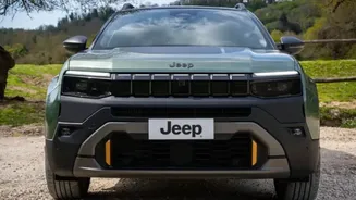 O SUV"compacto"que faz história: conheça o novo Jeep Avenger de 85 anos