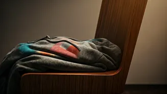 Elevate Your Winter Wardrobe: Mastering Graphic Hoodie Style