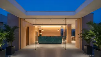 Use One Checklist For Late-Night Hotel Check-Ins, From The Correct Booking Date To Last-Mile Transport