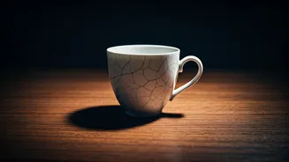 Decoding Micro-Cheating: 5 Subtle Red Flags in Relationships You Can't Afford to Miss