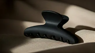 The Claw Clip Comeback: Effortless Celebrity Style for Every Occasion